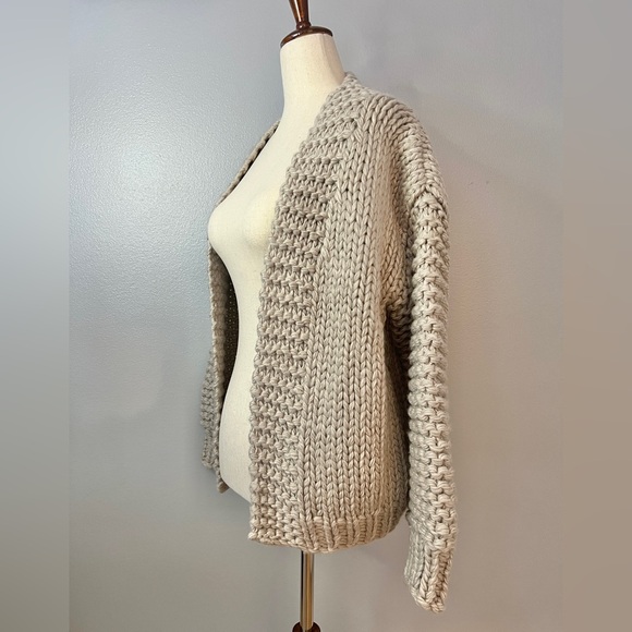 NWT NEW CHICWISH Key to My Heart Open Cardigan Chunky Knit Sweater HANDMADE XS - Picture 5 of 13
